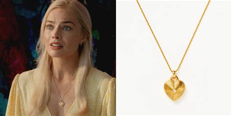 margot robbie heart necklace.